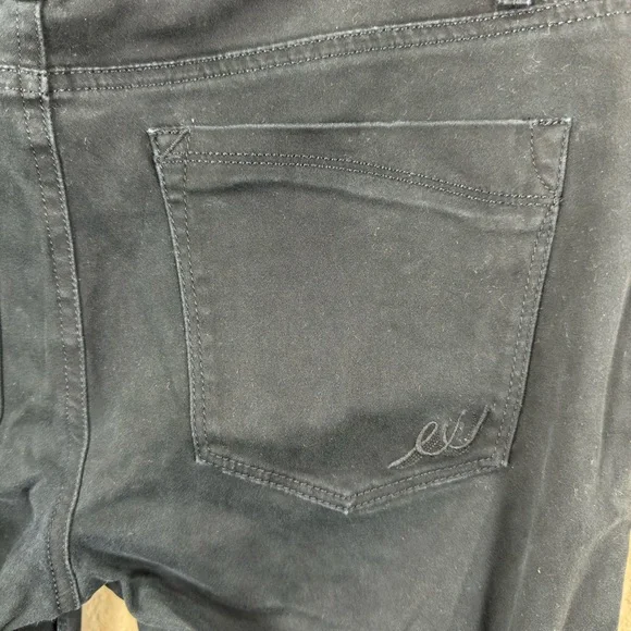 $80 Express Stella Low Rise Black Skinny Jeans - Picture 6 of 13